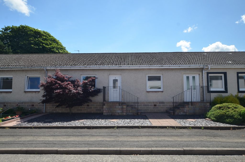 8 Newton Street, Crosshill, KA19 7RF