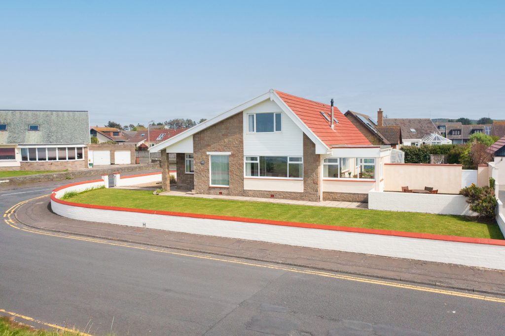 Beach Road, Troon