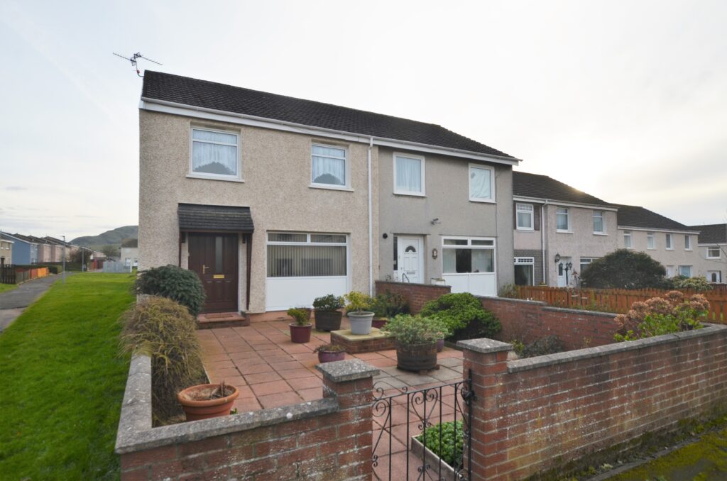 Elder Avenue, Girvan