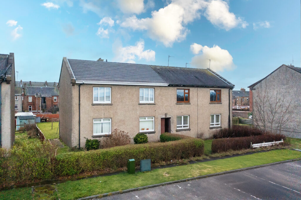 Brown Avenue, Troon