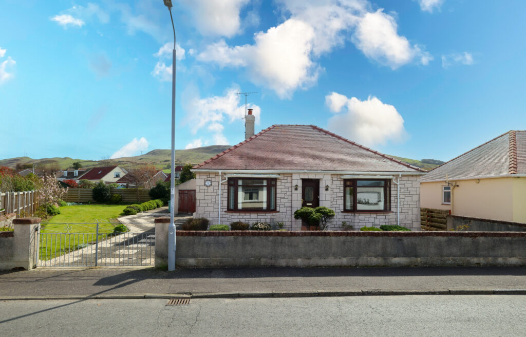 North Drive, Girvan