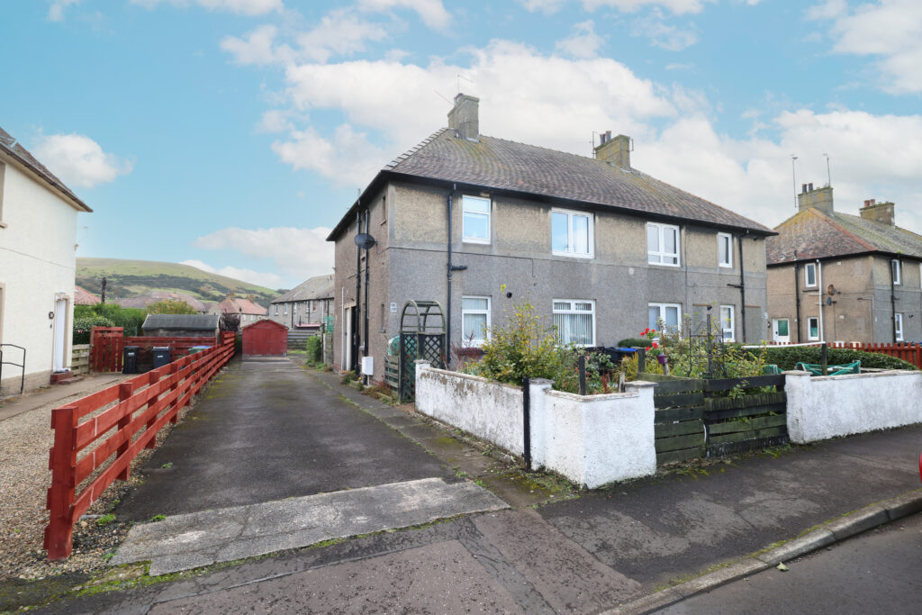 26 Carrick Street, Girvan