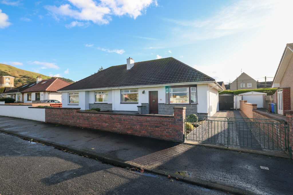 South Park Avenue, Girvan
